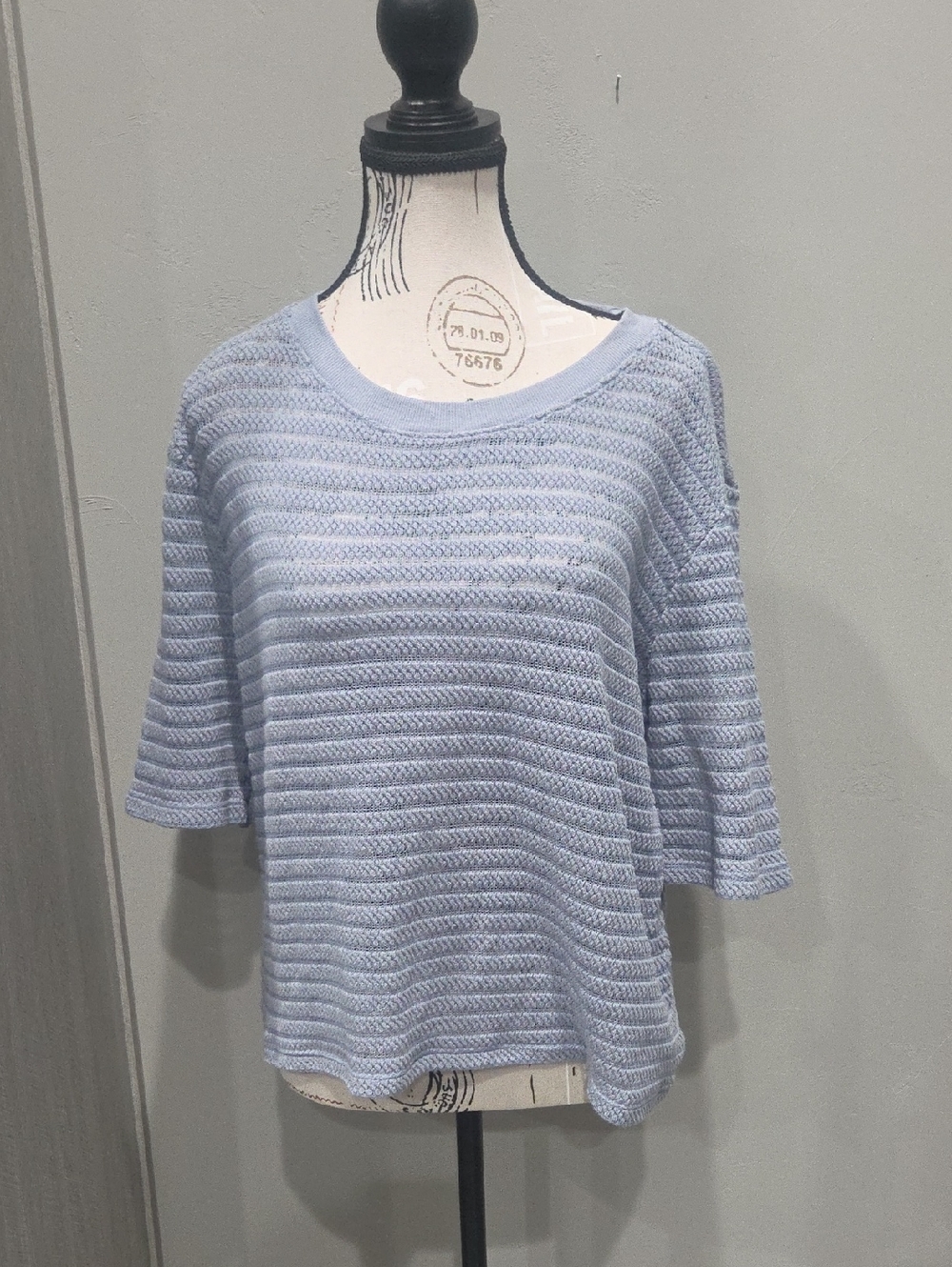 Light Blue Women's Knit Short-Sleeve Top
